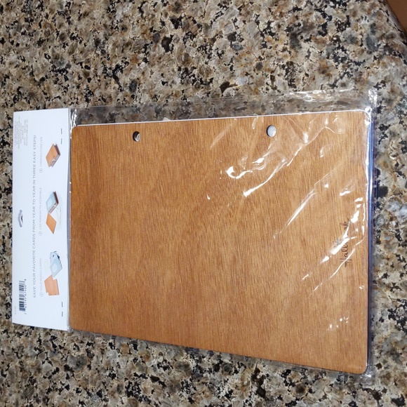 Hallmark Memory Card Keeper Wood Covers New Always In Our Hearts Keepsake Book - Picture 3 of 4